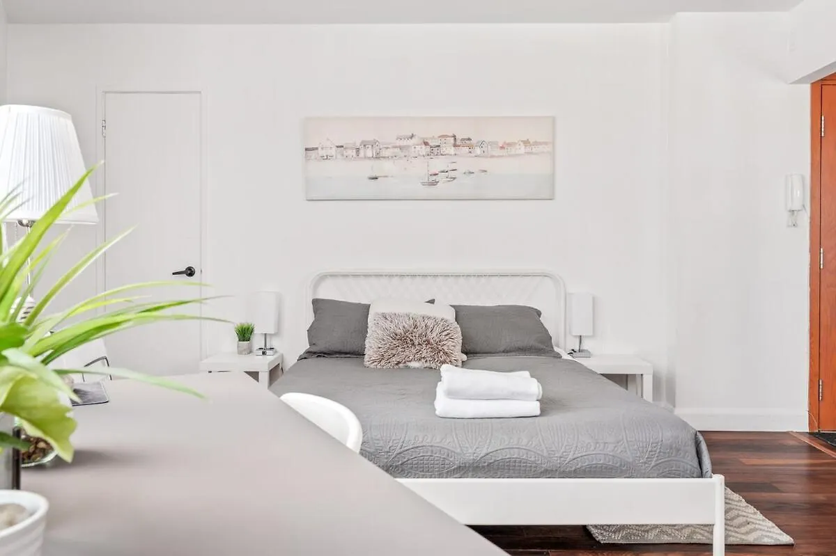 Petit Bonheur Limoilou, Parking Apartment Quebec City