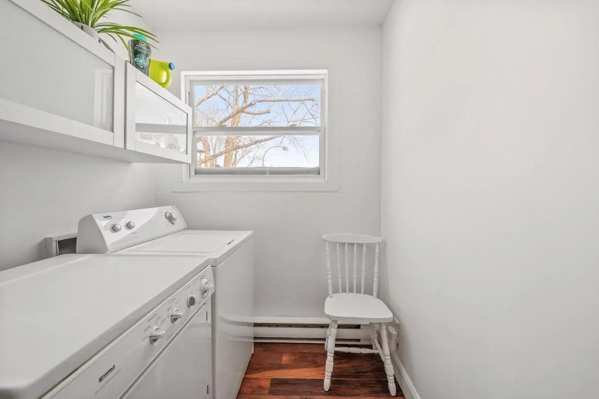 Petit Bonheur Limoilou, Parking Apartment Quebec City 0*,